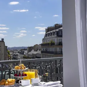 Manolita 5* Parijs