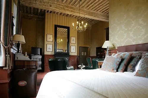 Bed and breakfast Chateau D'Origny, Chambres D'Hotes Et Restaurant Gastronomique Ouches