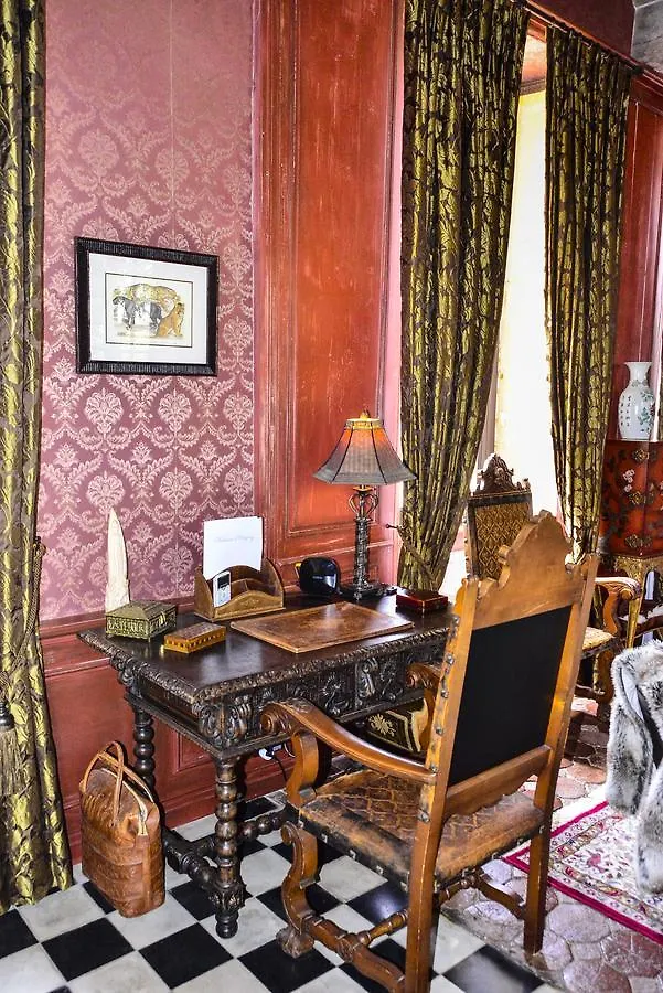 Chateau D'Origny, Chambres D'Hotes Et Restaurant Gastronomique Ouches 3*,