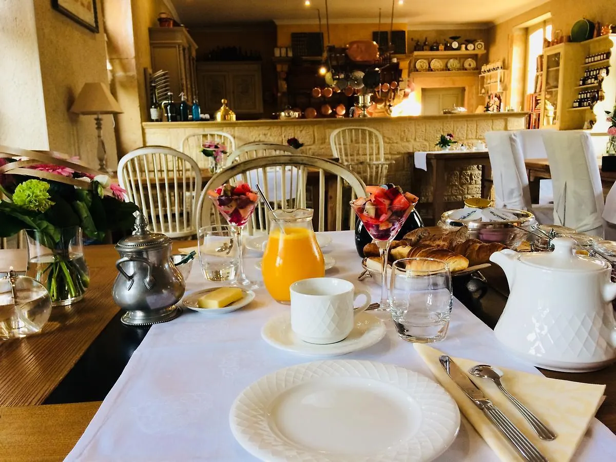Chateau D'Origny, Chambres D'Hotes Et Restaurant Gastronomique Ouches